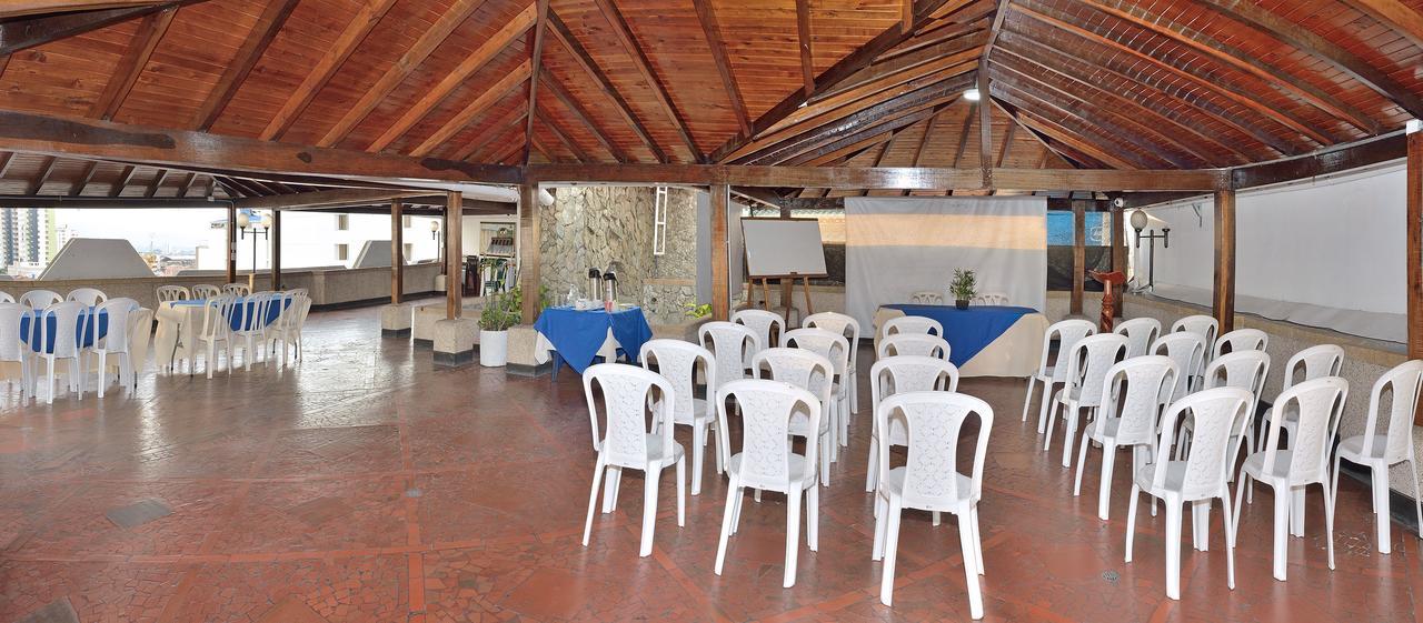 Hotel La Hormiga Bucaramanga Bagian luar foto